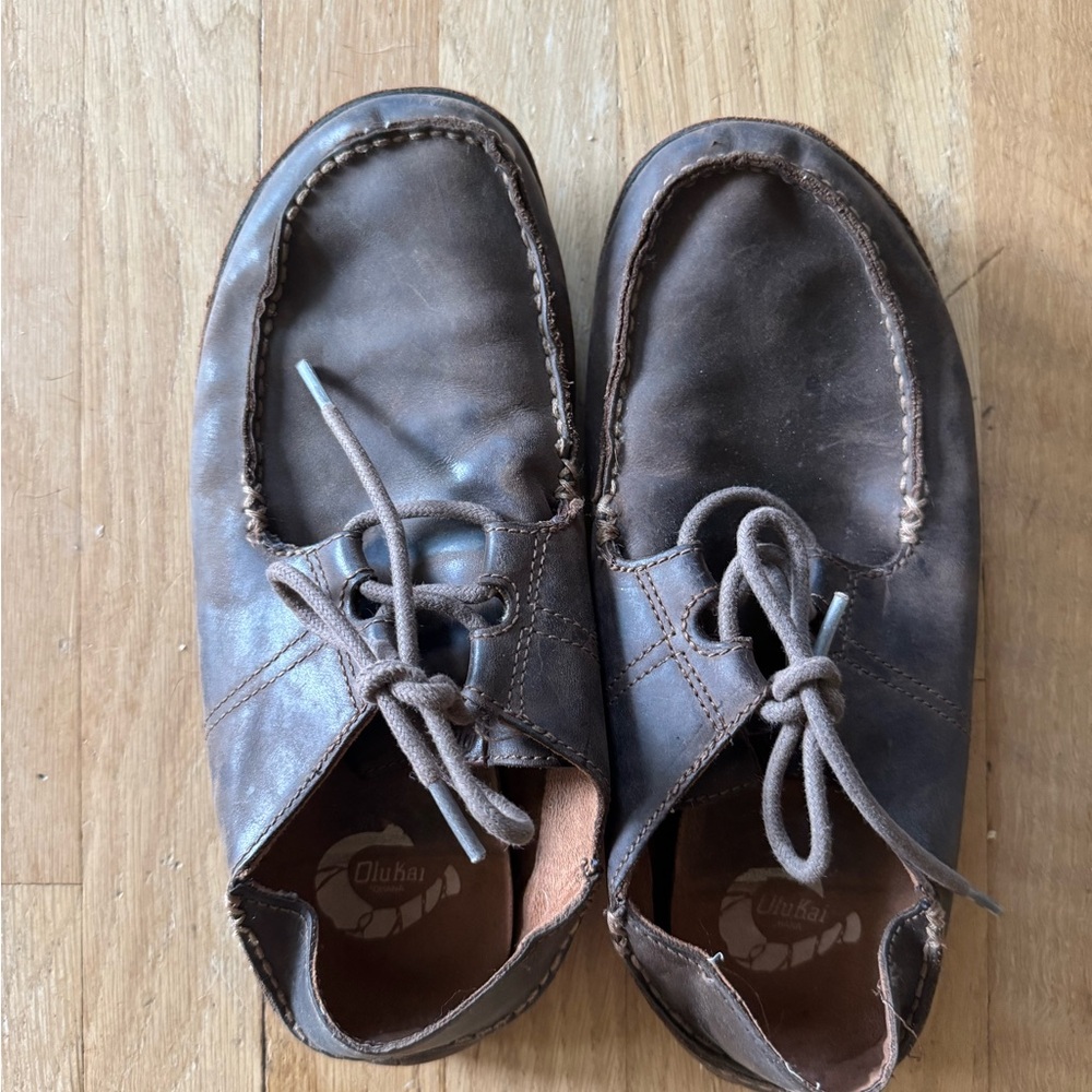 OluKai Ohana Lace Up NuBuck Dark Brown Leather Shoes size 9